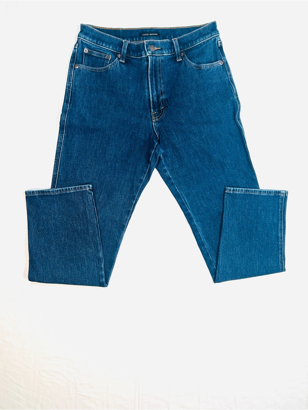 NWOT Lucky Brand Women’s Mid Rise  Authentic Straight Leg Denim Jeans
